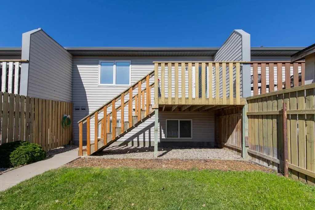 198 Blackfoot Boulevard W