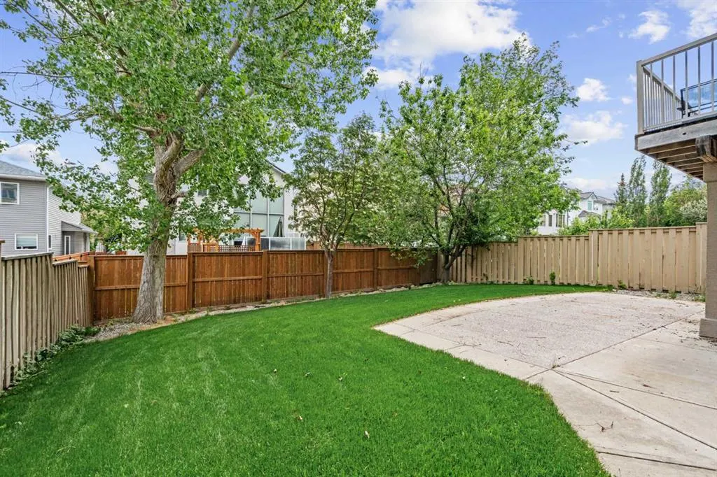 107 Edgebrook Circle NW