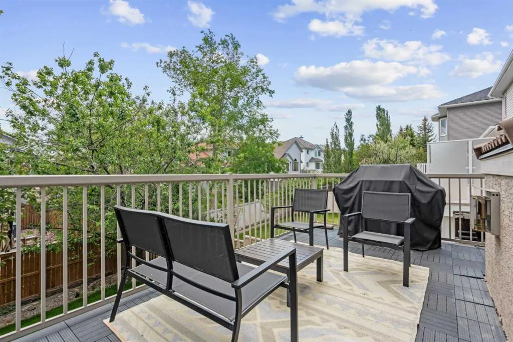 107 Edgebrook Circle NW
