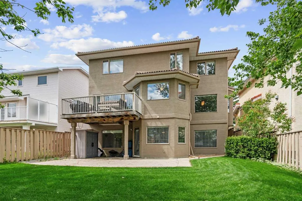 107 Edgebrook Circle NW