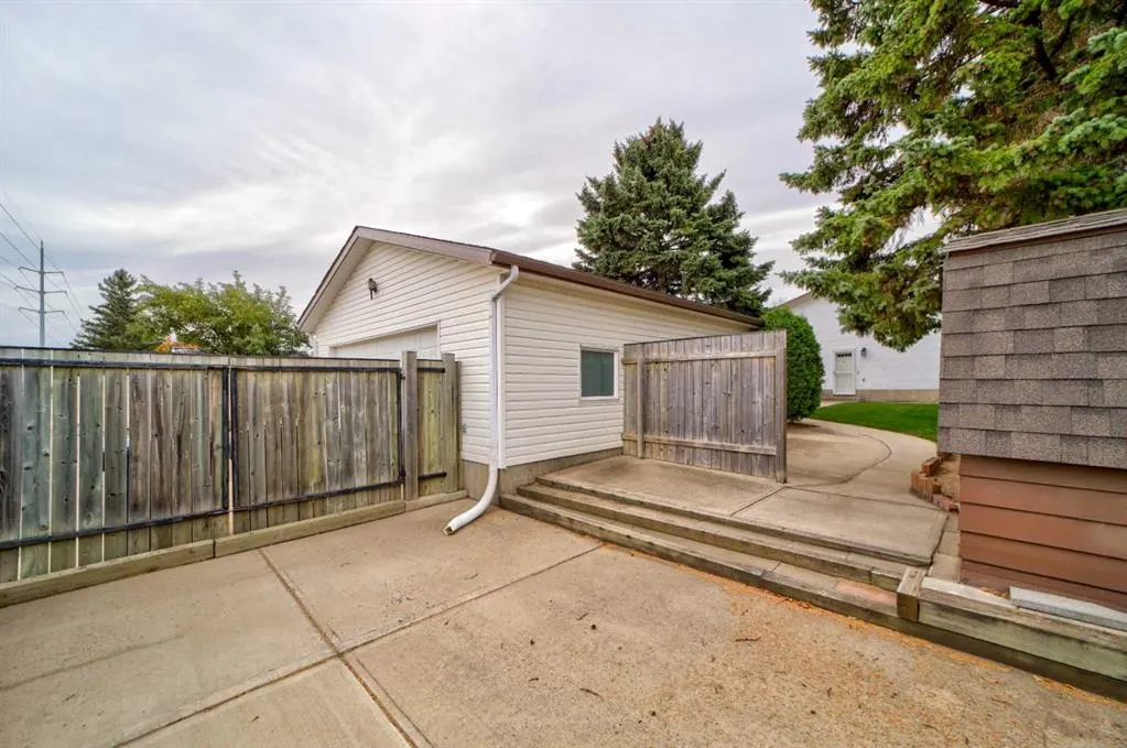 174 Eagle Road N