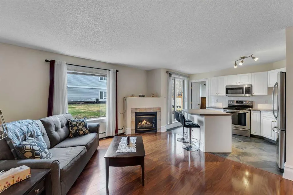 7106 Valleyview Park SE #106