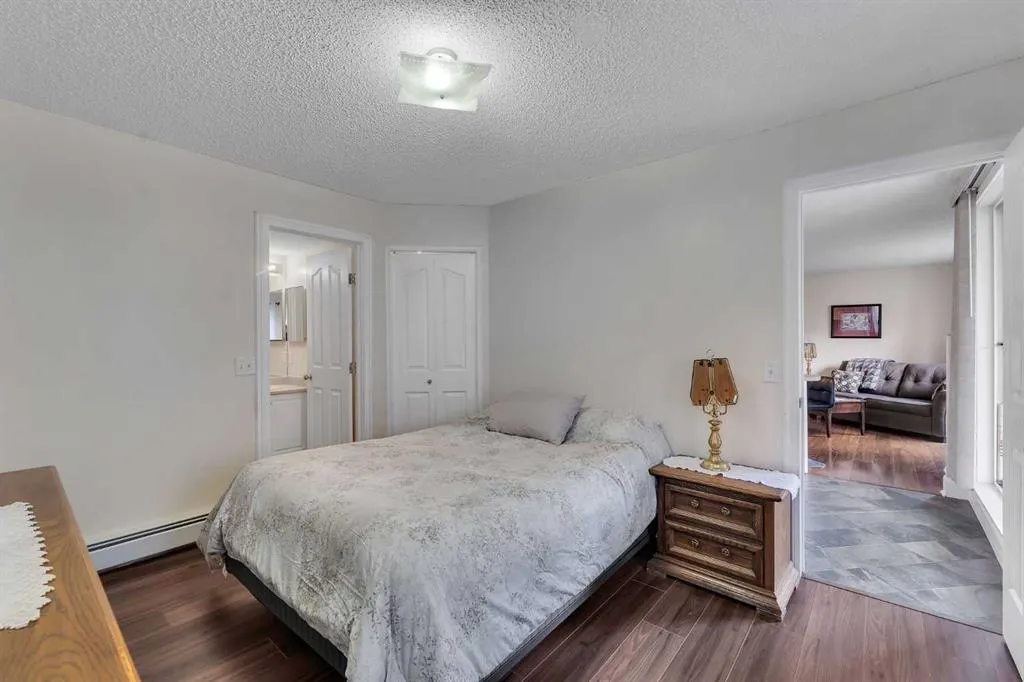 7106 Valleyview Park SE #106