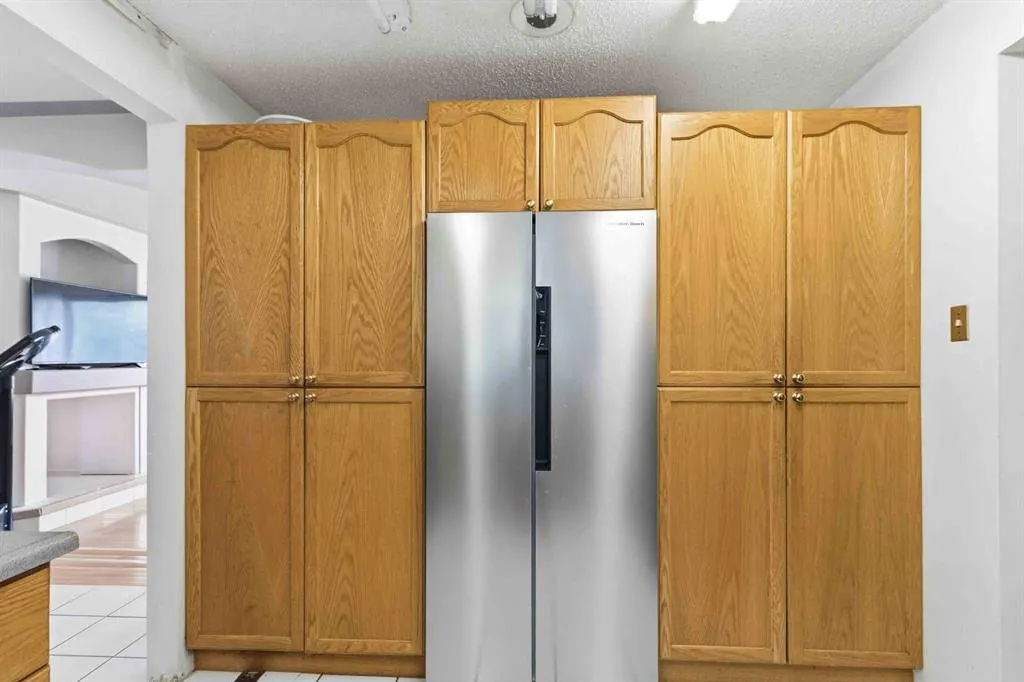 25 Crescent Heights