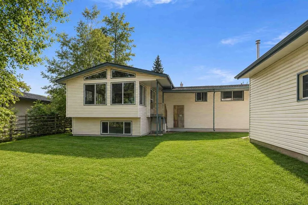 25 Crescent Heights