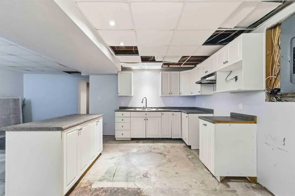 25 Crescent Heights