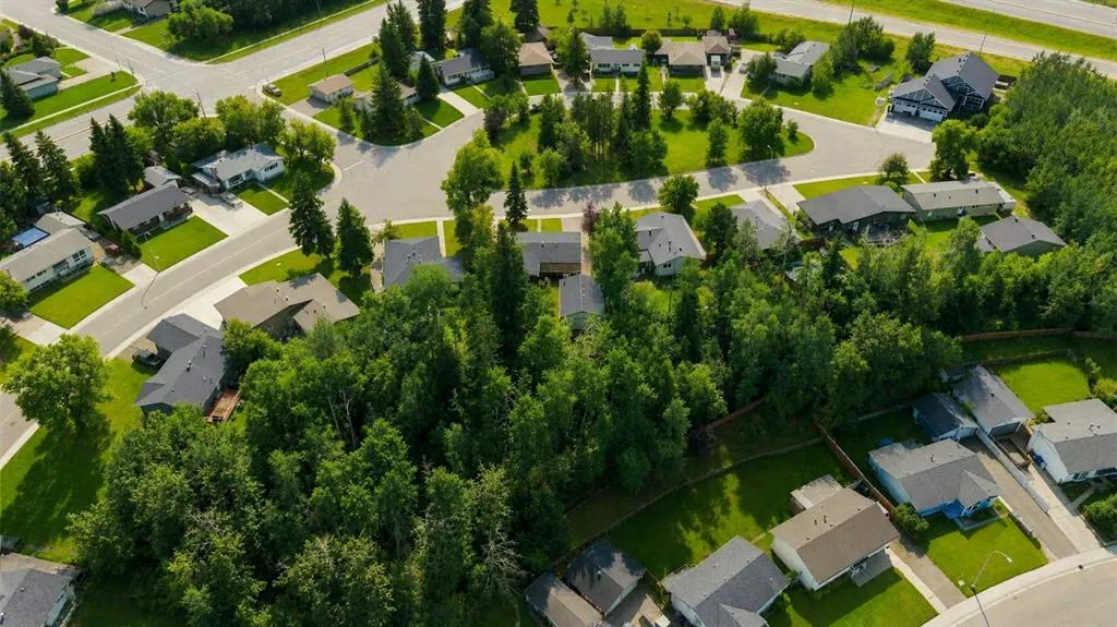 25 Crescent Heights