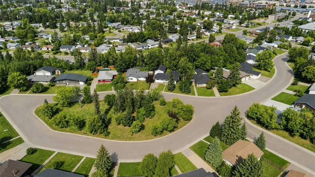 25 Crescent Heights