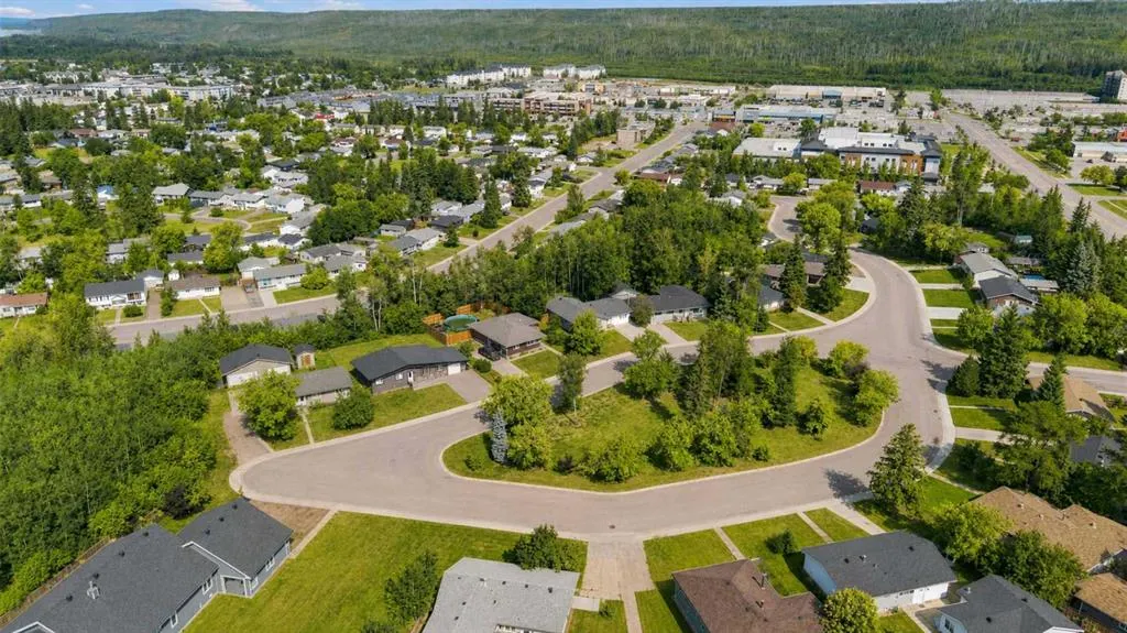 25 Crescent Heights