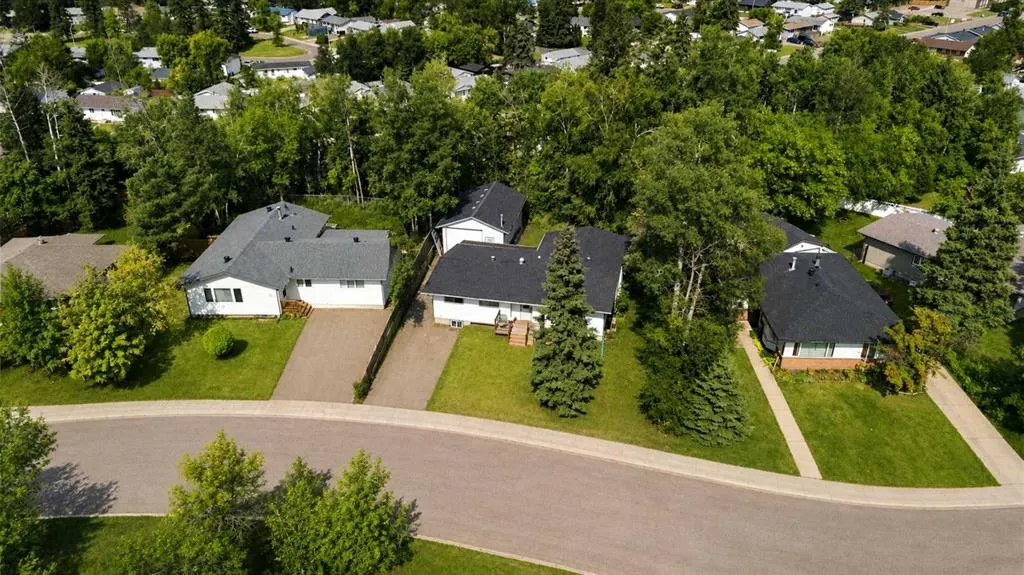 25 Crescent Heights