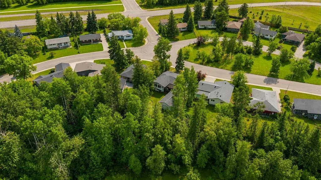 25 Crescent Heights