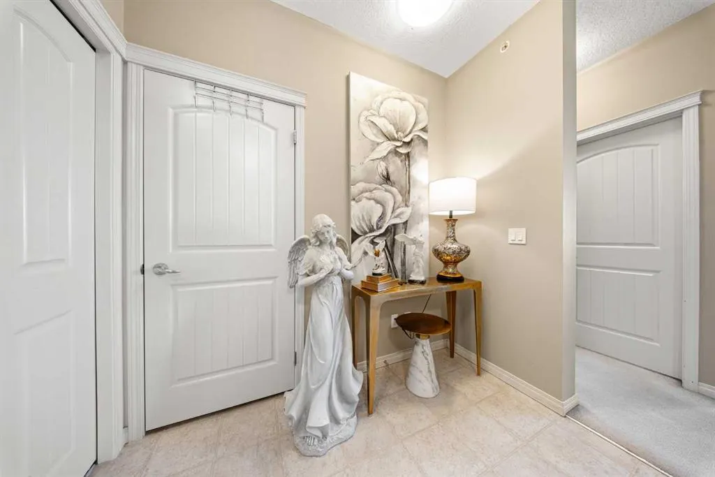 102 Cranberry Park SE #408