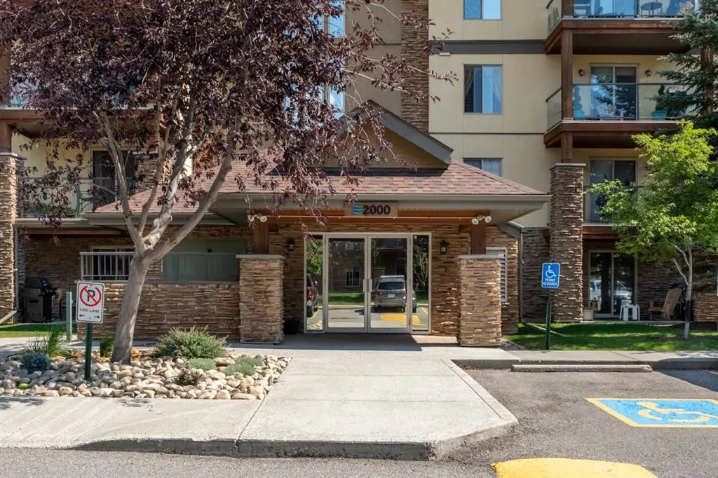 92 Crystal Shores Road #2113