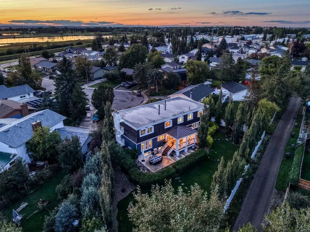 325 Thorndale Place
