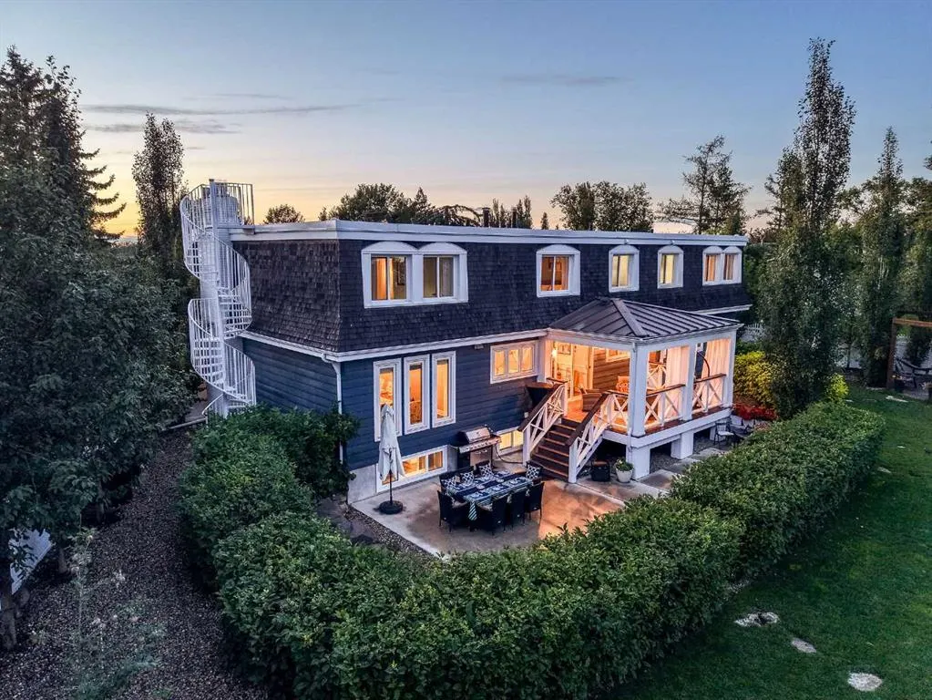 325 Thorndale Place