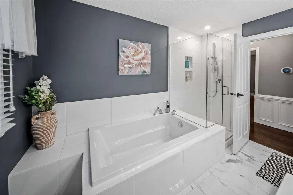 325 Thorndale Place