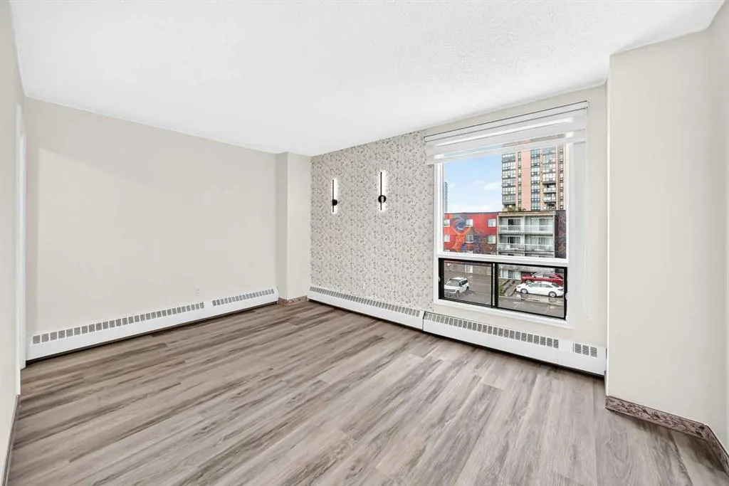 1334 14 Avenue SW #306