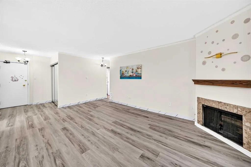 1334 14 Avenue SW #306