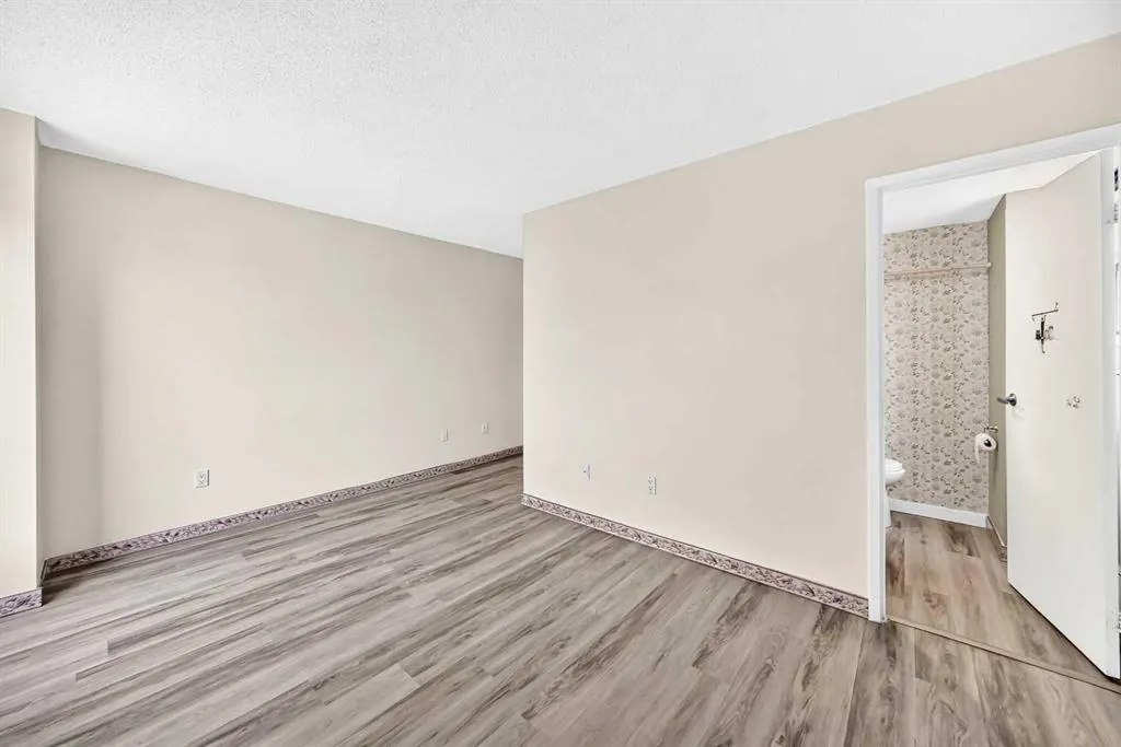 1334 14 Avenue SW #306