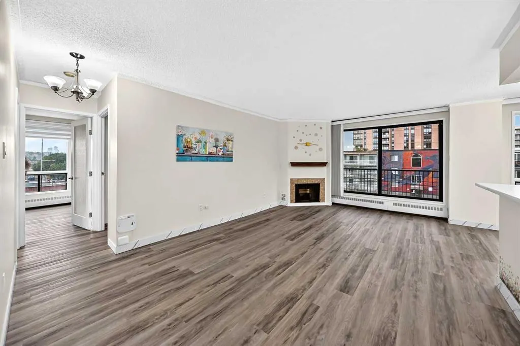 1334 14 Avenue SW #306