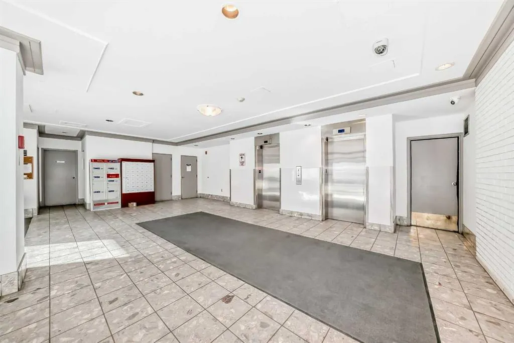 1334 14 Avenue SW #306