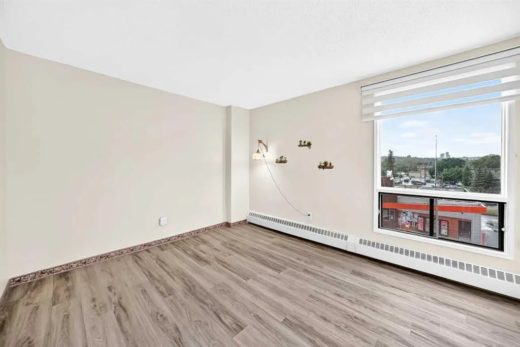 1334 14 Avenue SW #306