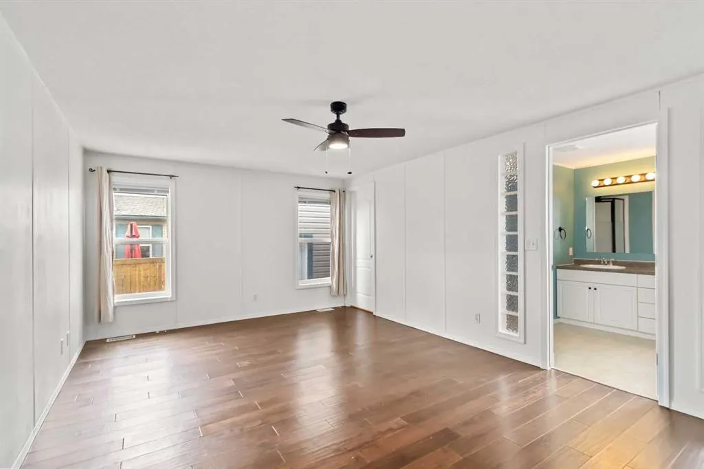 240 Mckinlay Crescent