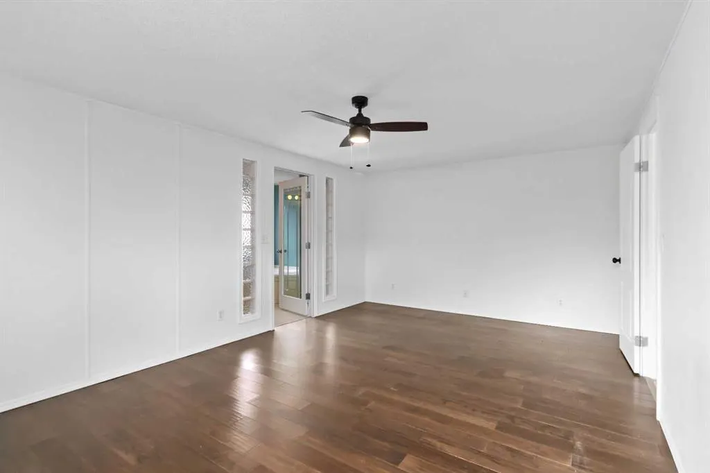 240 Mckinlay Crescent