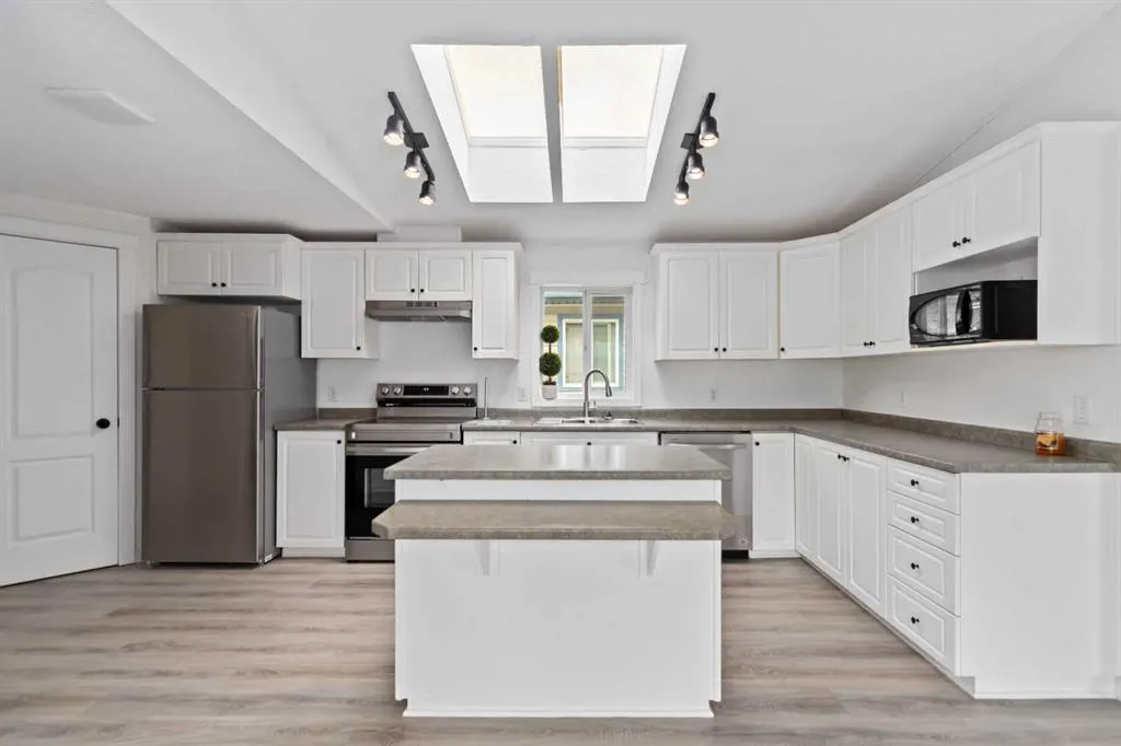 240 Mckinlay Crescent