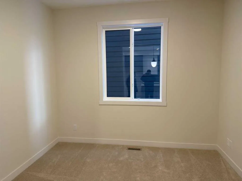 111 sundown Crescent