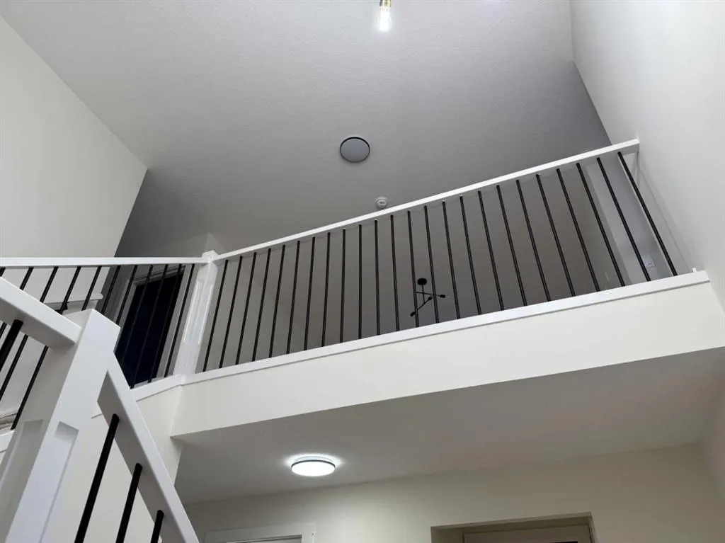 111 sundown Crescent