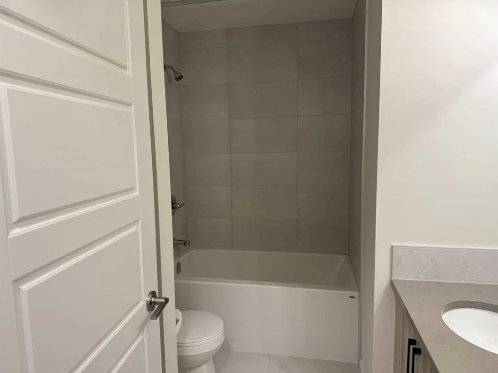 111 sundown Crescent