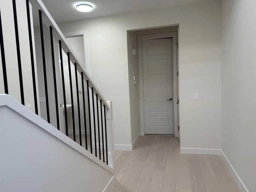 111 sundown Crescent