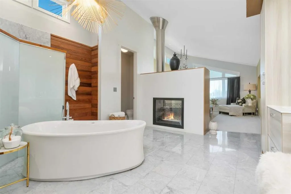31 Leaside Crescent