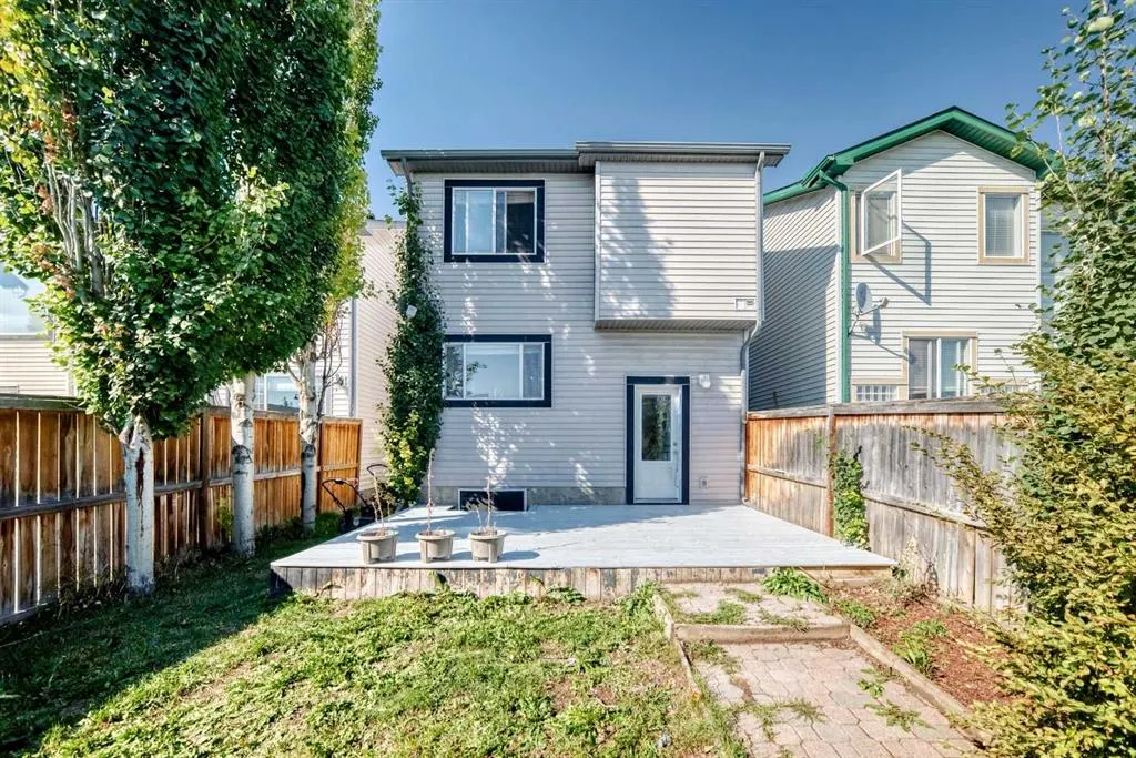 15 Prestwick Place SE