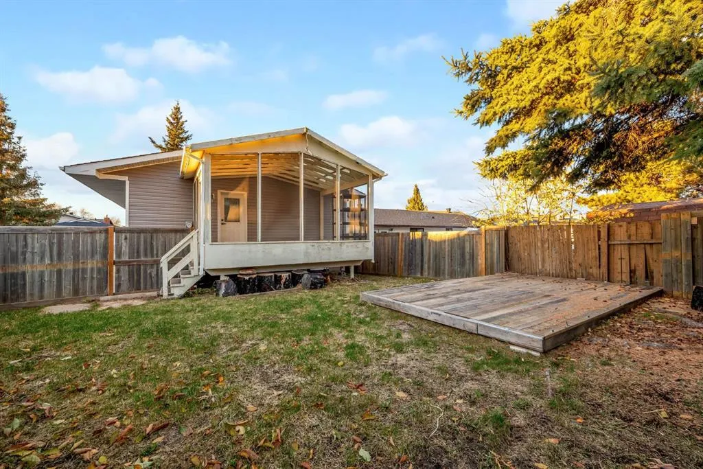 276 Cochrane Crescent