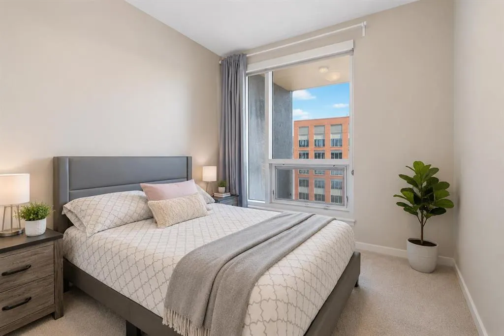 1320 1 Street SE #902