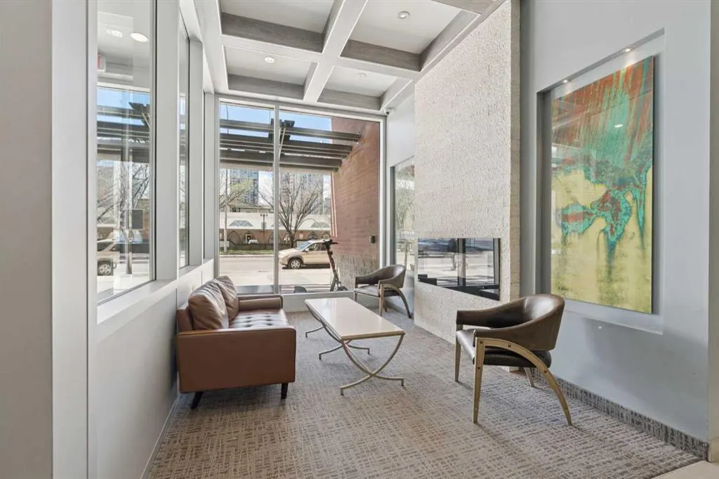1320 1 Street SE #902
