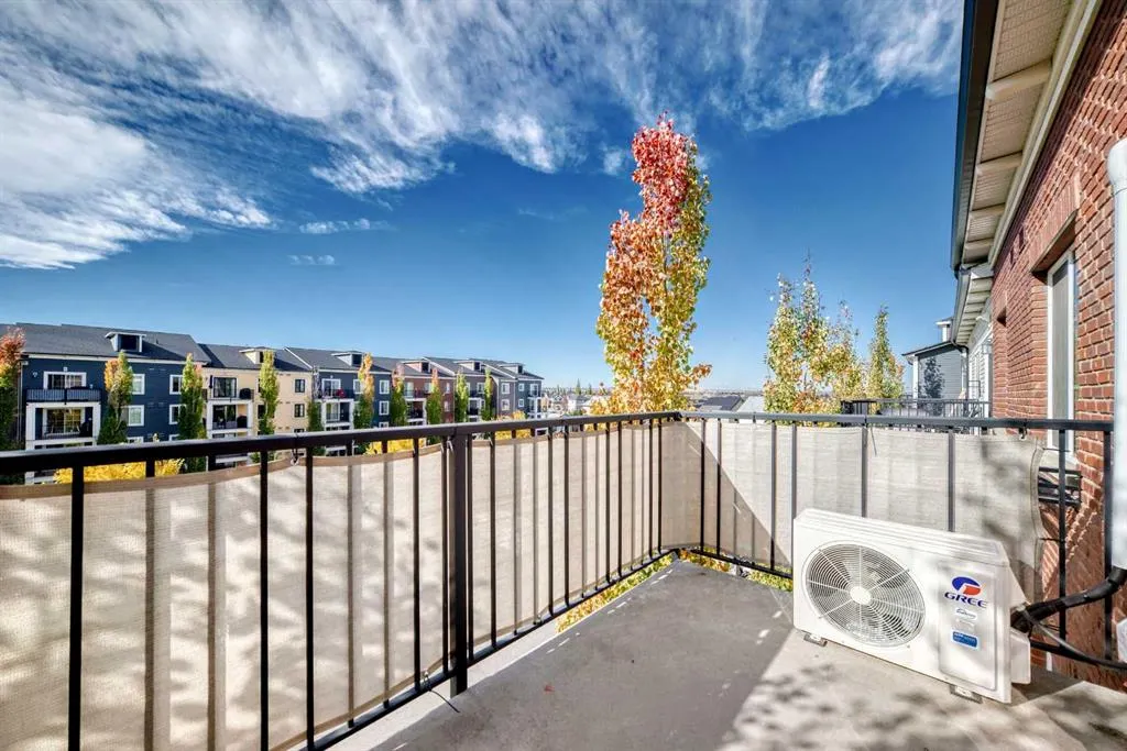99 Copperstone Park SE #1414
