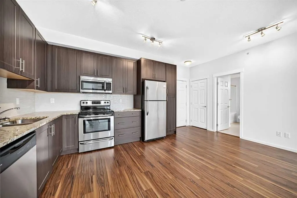 99 Copperstone Park SE #1414