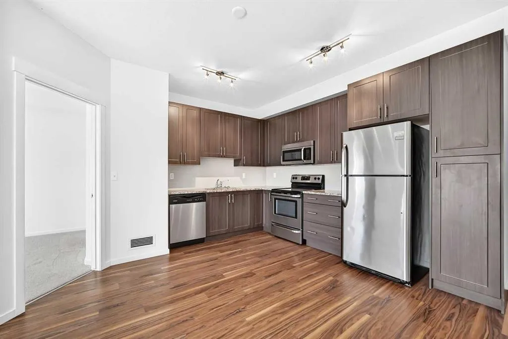 99 Copperstone Park SE #1414