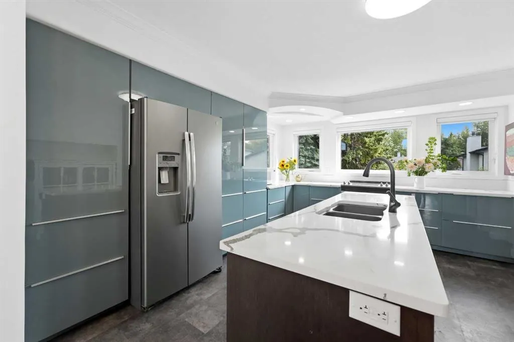 39 Warwick Drive