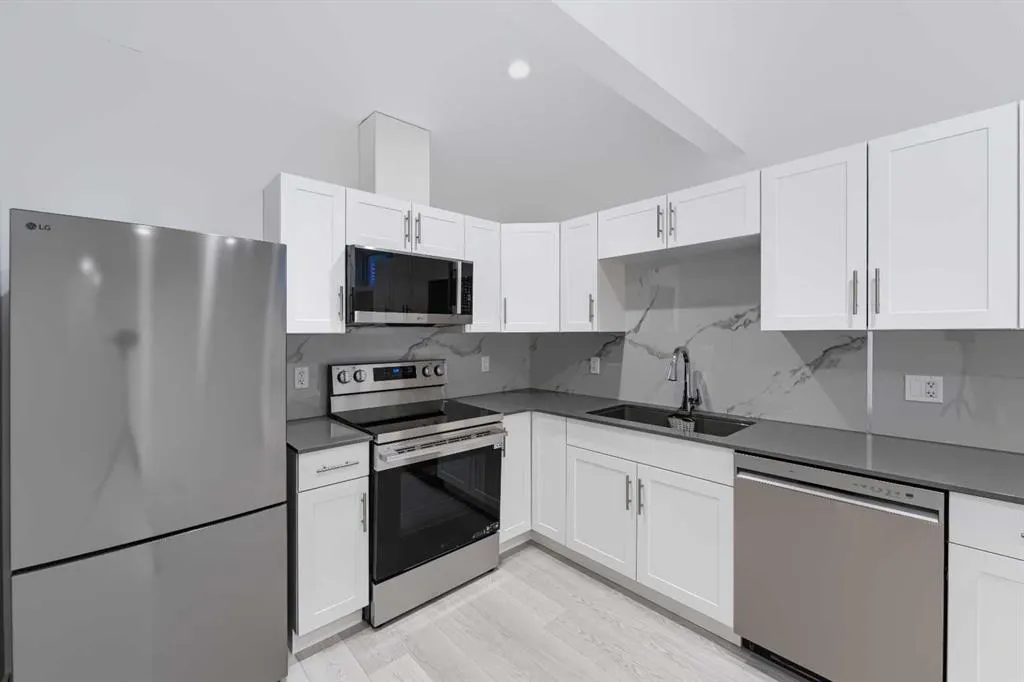 314 Red Sky Terrace NE