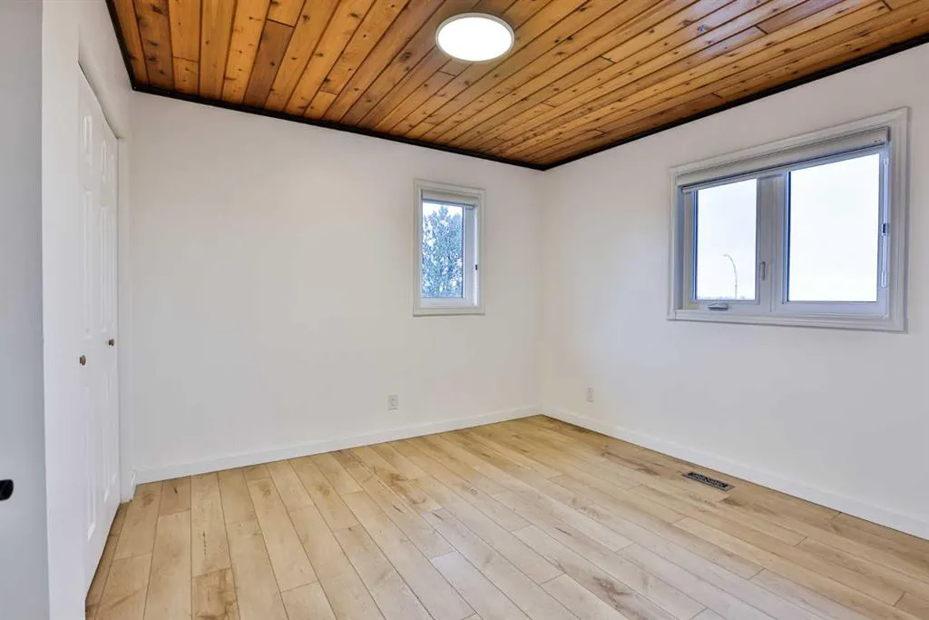 88 Lafayette Boulevard W