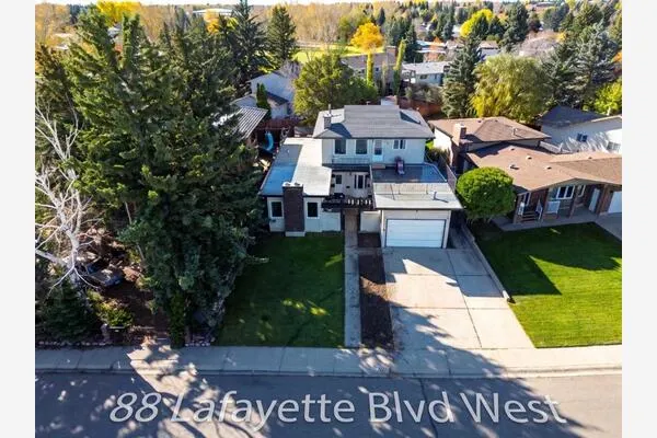 88 Lafayette Boulevard W