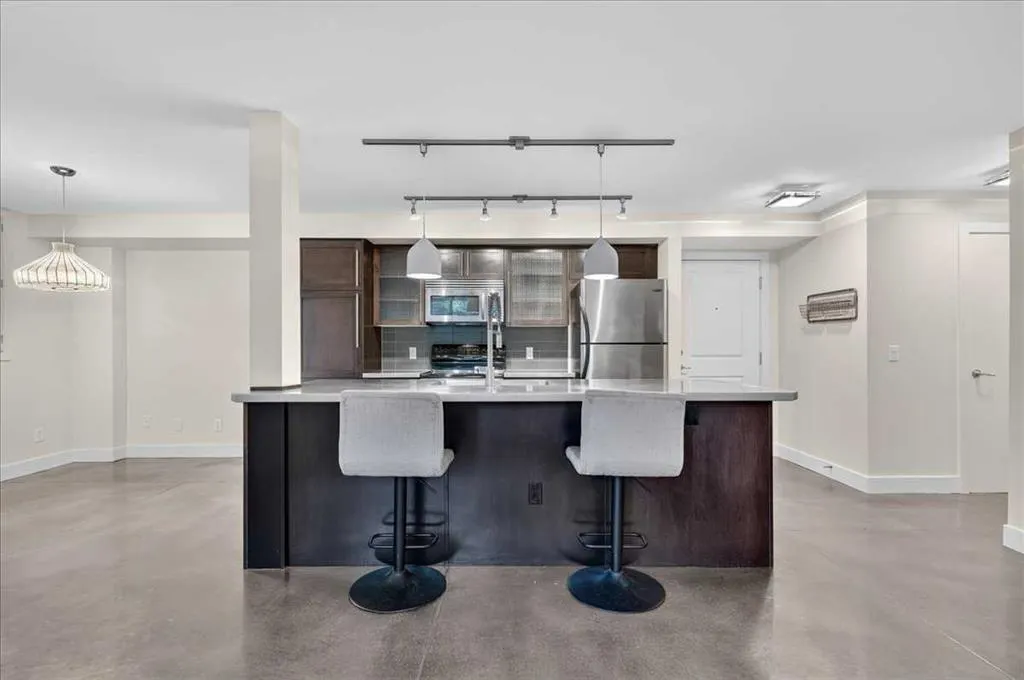 3704 15A Street SW #101