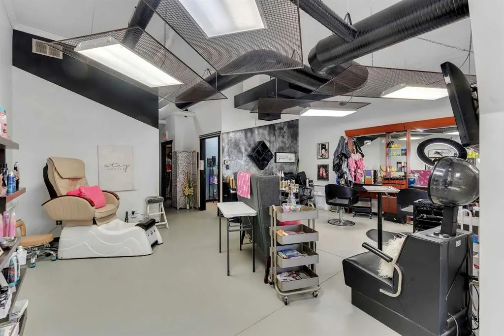 720 Centre Street NE #3