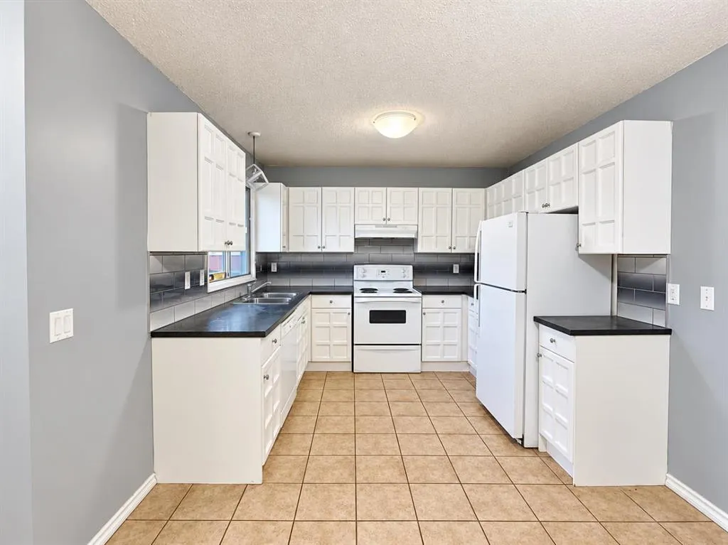 1702 35 Street SE #3