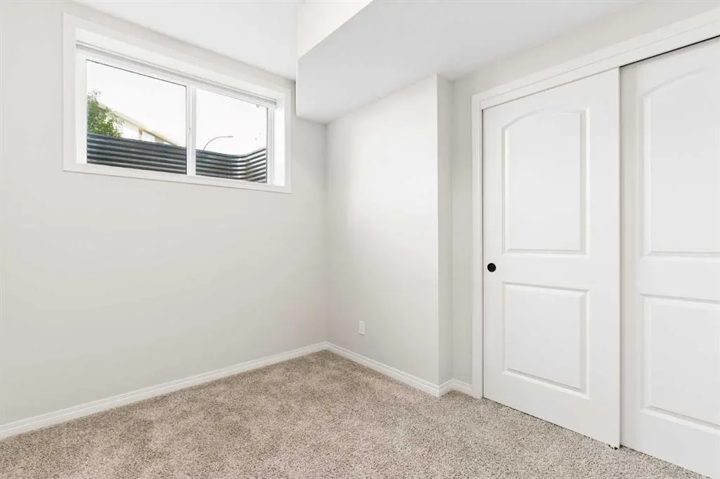 76 Seton Row SE