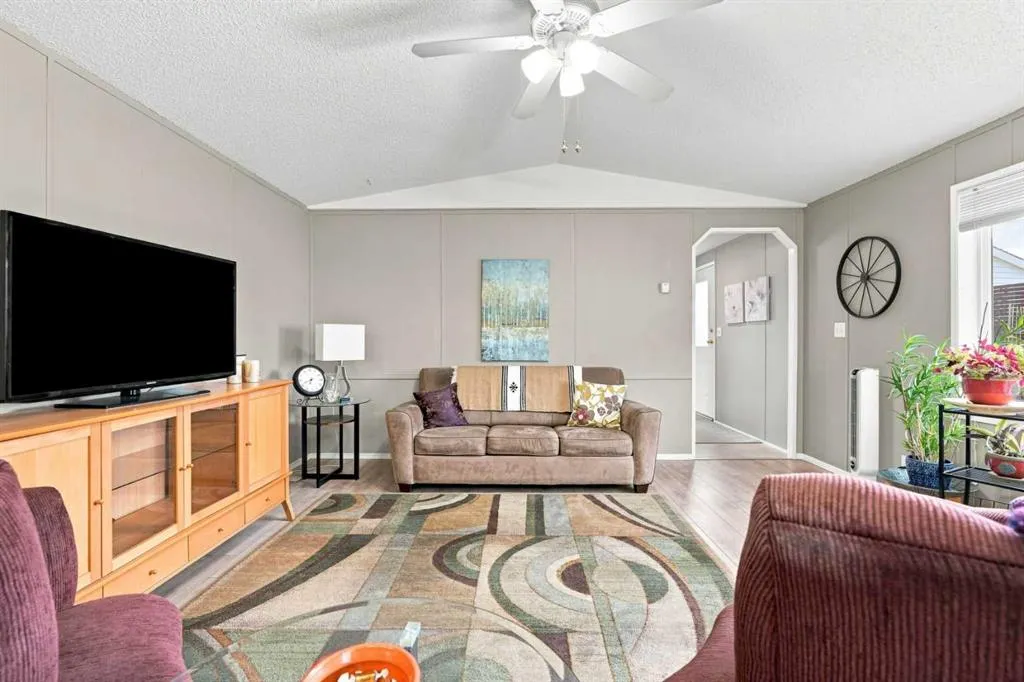 225 Ranchwood Lane